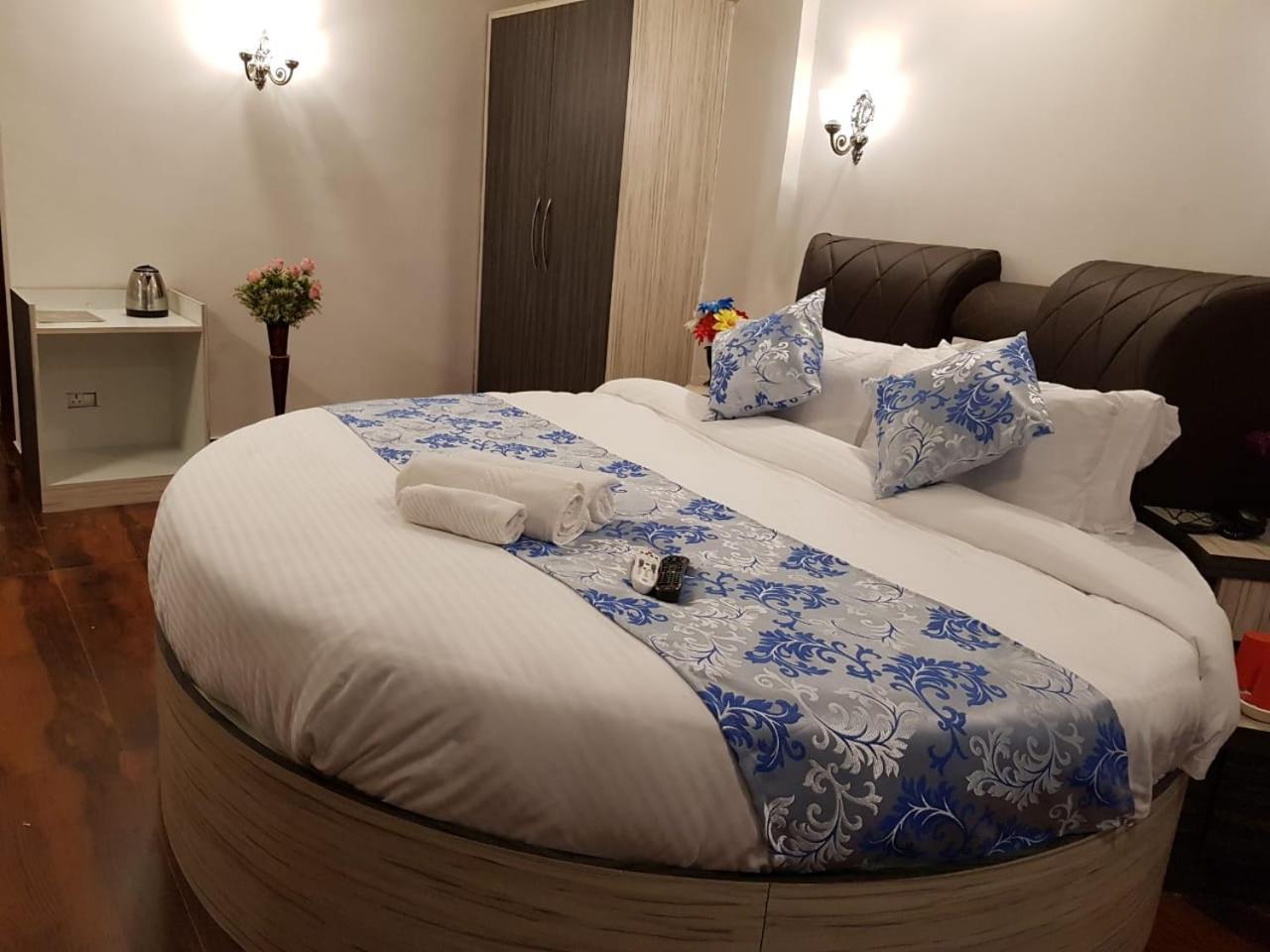C P Cottage Resort ماهاباليشوار المظهر الخارجي الصورة